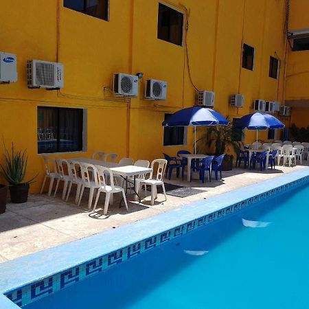 Hotel Arcos Del Parque Acayucan Eksteriør bilde