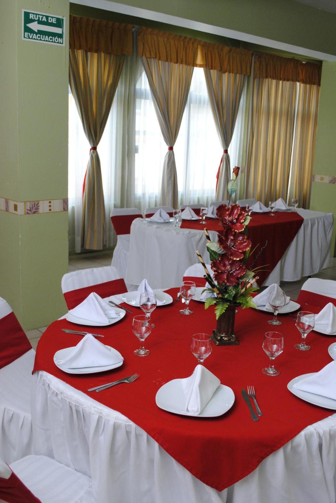 Hotel Arcos Del Parque Acayucan Eksteriør bilde