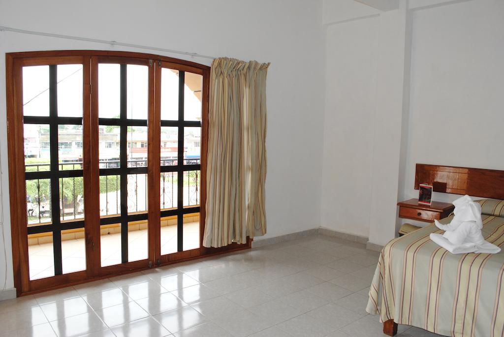 Hotel Arcos Del Parque Acayucan Eksteriør bilde